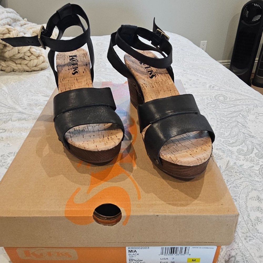 Korks Mia Black Clog Sandal